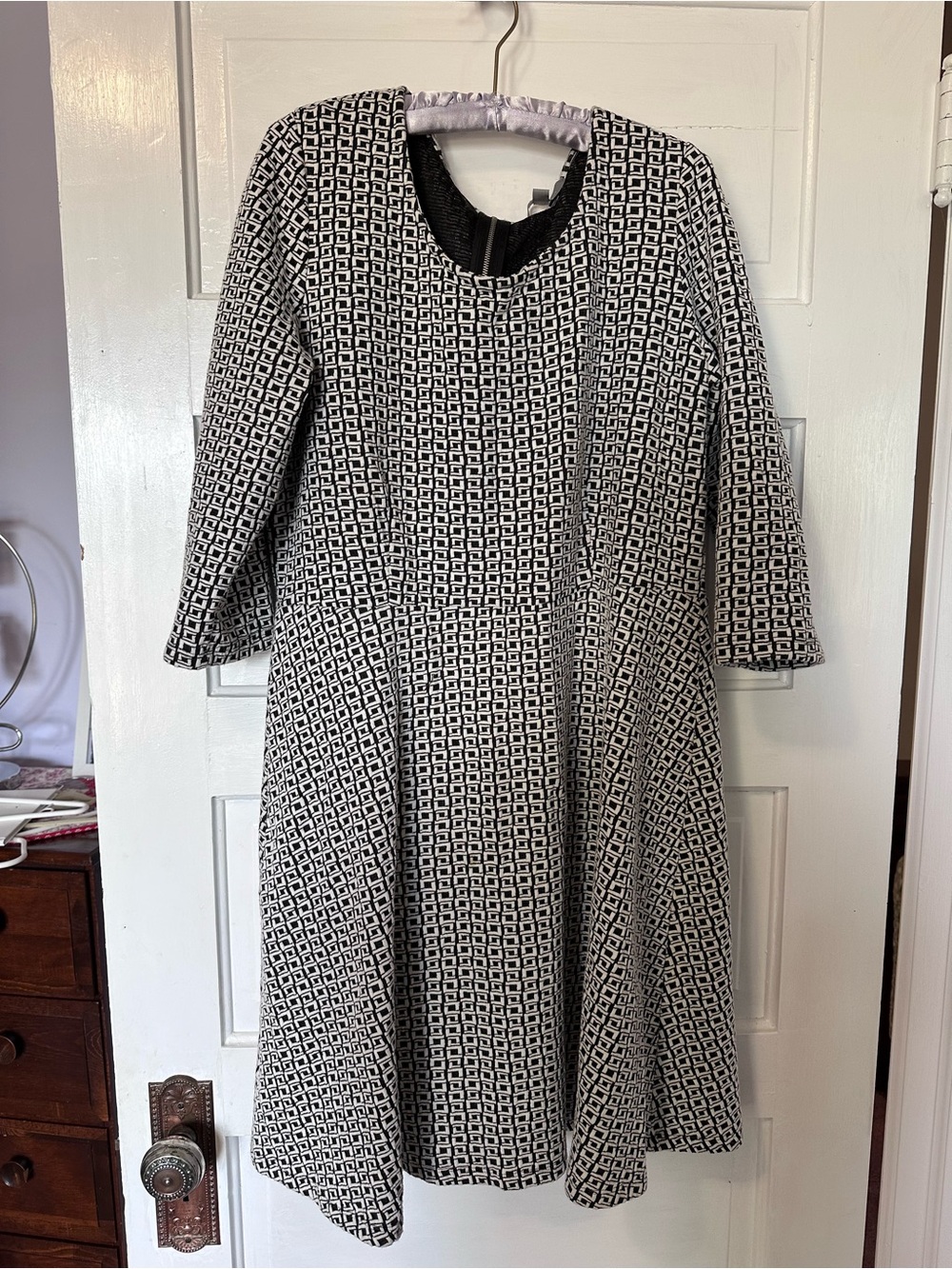 NY Collection Black & White Geometric A-Line Midi Dress